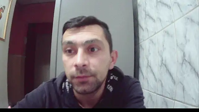 Snapshot of the_hot chatting on December 2024 03:42:01 PM the hot online show from December 2024 03:42:01 PM