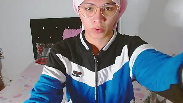 giuliana andrade online show from November 2025 01:37:01 AM