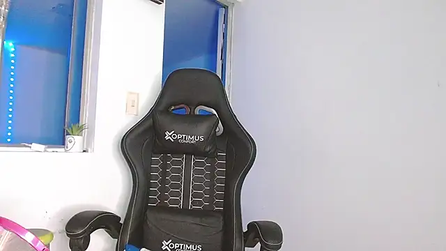 giuliana andrade online show from March 2026 11:55:02 PM