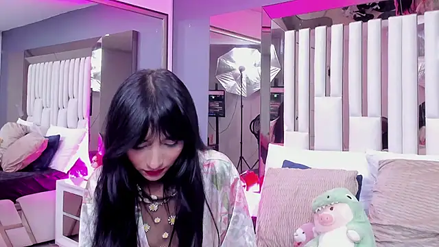 Kitty Eliffe online show from March 2025 10:36:02 PM