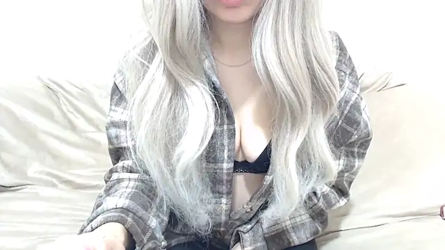  kitty Rose  online show from February 2026 03:23:01 AM