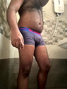 Snapshot of DragonLover_93 chatting on September 2025 03:50:01 AM DragonLover 93 online show from September 2025 03:50:01 AM