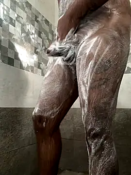 Snapshot of DragonLover_93 chatting on November 2025 03:01:02 AM DragonLover 93 online show from November 2025 03:01:02 AM