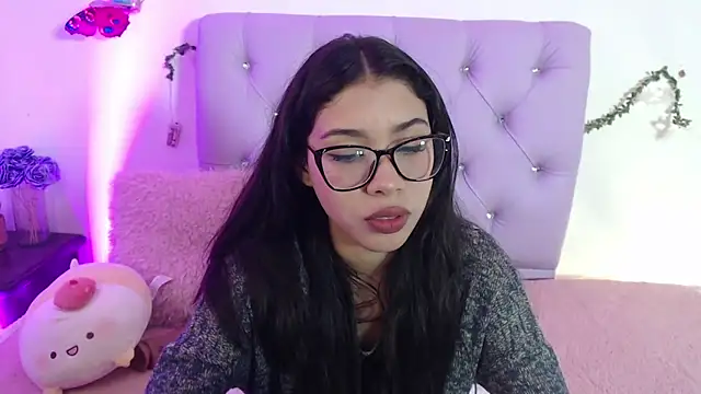 Snapshot of AmberJeong chatting on January 2025 12:04:02 AM AmberJeong online show from January 2025 12:04:02 AM