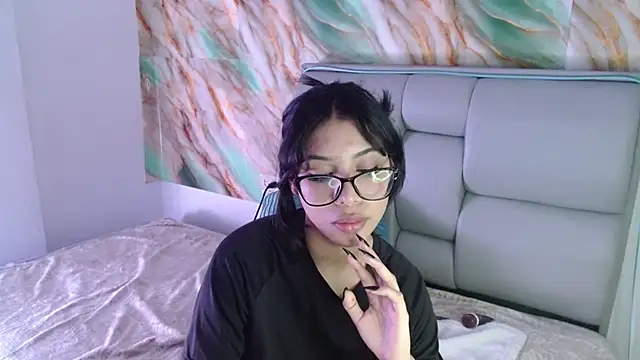 Snapshot of AmberJeong chatting on February 2025 01:58:01 AM AmberJeong online show from February 2025 01:58:01 AM