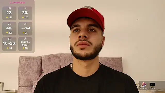 Amadeo Wild online show from November 2025 07:56:02 PM