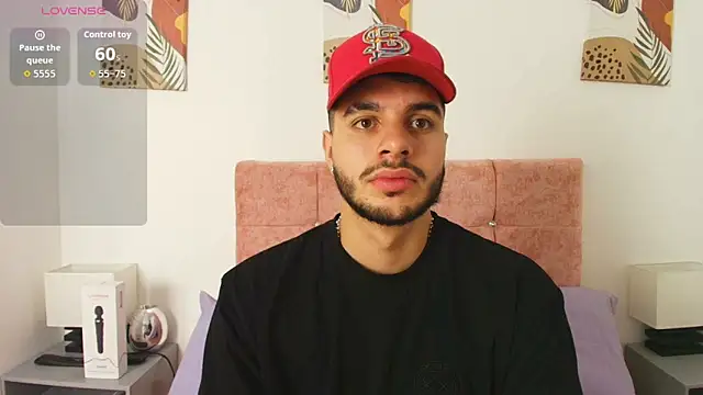 Amadeo Wild online show from November 2025 02:55:02 PM