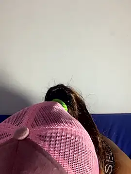 Snapshot of Jeroliee_viyana chatting on November 2025 03:28:01 AM Jeroliee viyana online show from November 2025 03:28:01 AM