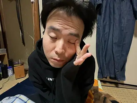 Snapshot of shigeki-113 chatting on November 2025 08:33:02 PM shigeki-113 online show from November 2025 08:33:02 PM