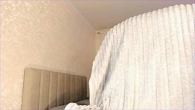 Snapshot of cherry_misaki chatting on December 2024 09:37:01 PM cherry misaki online show from December 2024 09:37:01 PM