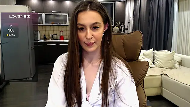 Doll Jasmine  online show from June 2026 09:53:02 PM