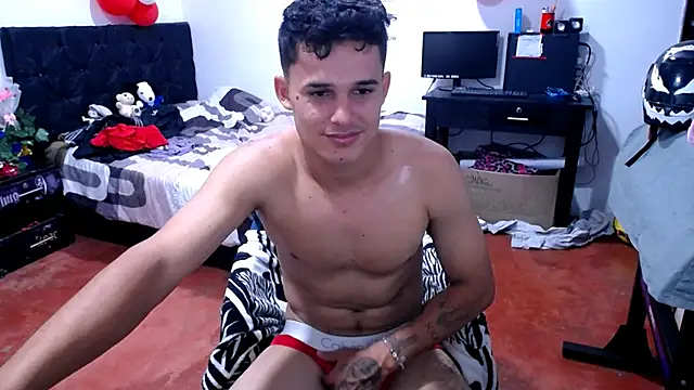 freddy romas online show from May 2026 01:02:04 AM