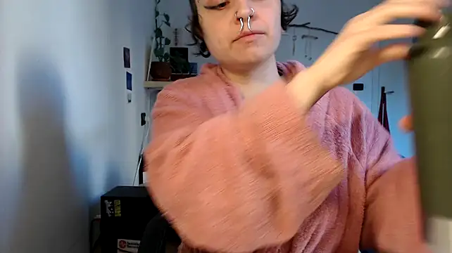 Snapshot of kinkyspirali chatting on March 2025 03:53:01 PM kinkyspirali online show from March 2025 03:53:01 PM