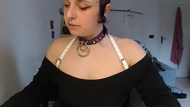 Snapshot of kinkyspirali chatting on March 2025 02:45:02 PM kinkyspirali online show from March 2025 02:45:02 PM