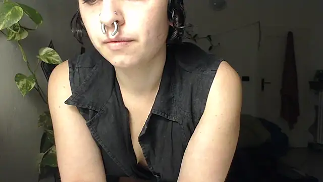 kinkyspirali online show from December 2025 08:58:01 PM