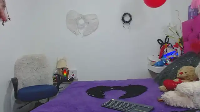 Snapshot of AlexaFontana chatting on March 2025 04:56:02 AM AlexaFontana online show from March 2025 04:56:02 AM