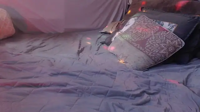 Snapshot of mysterymel chatting on February 2026 11:53:02 AM mysterymel online show from February 2026 11:53:02 AM