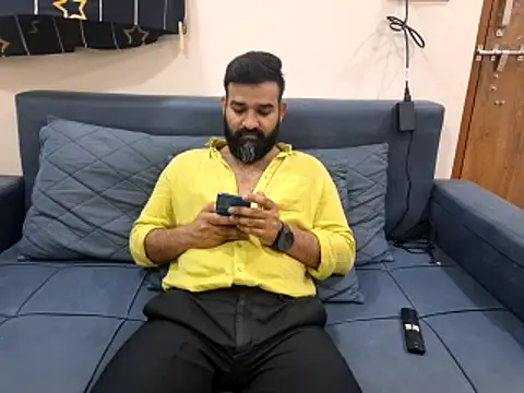 Snapshot of Fun_Guuy chatting on November 2025 10:48:02 AM Fun Guuy online show from November 2025 10:48:02 AM