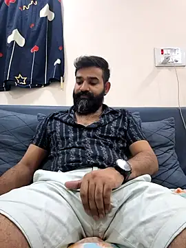 Snapshot of Fun_Guuy chatting on November 2025 05:59:01 PM Fun Guuy online show from November 2025 05:59:01 PM