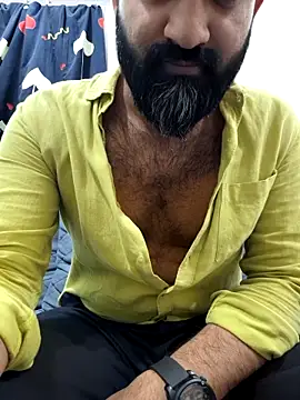 Snapshot of Fun_Guuy chatting on December 2025 08:25:01 PM Fun Guuy online show from December 2025 08:25:01 PM