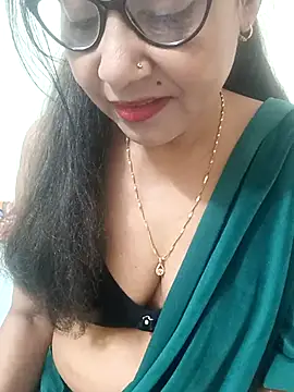 Snapshot of Saroj-Shah chatting on November 2025 05:55:01 AM Saroj-Shah online show from November 2025 05:55:01 AM