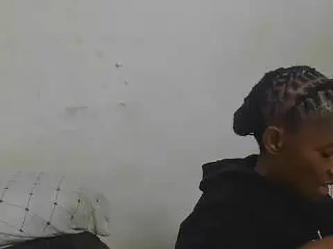 Snapshot of Sugarpoppy24 chatting on February 2025 02:49:01 PM Sugarpoppy24 online show from February 2025 02:49:01 PM