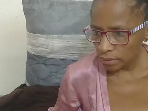 Snapshot of Sugarpoppy24 chatting on March 2025 01:09:02 PM Sugarpoppy24 online show from March 2025 01:09:02 PM