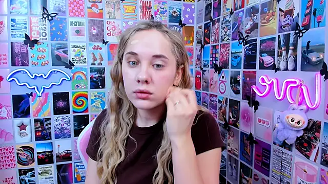 MiaMilas online show from January 2026 08:50:02 AM