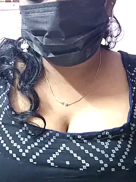 mallu-sumi online show from December 2025 06:04:01 PM