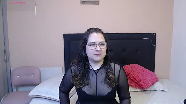 May Carlier online show from March 2025 02:15:02 AM