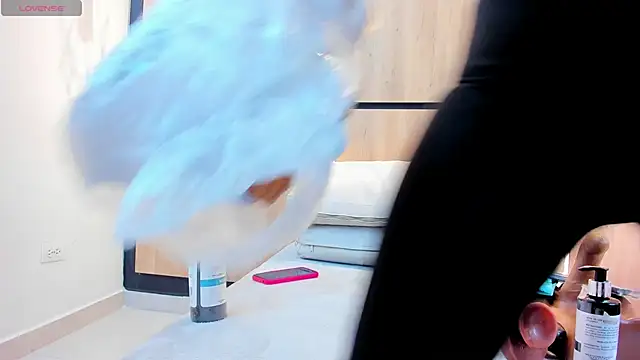 adela chase online show from November 2025 02:33:01 AM