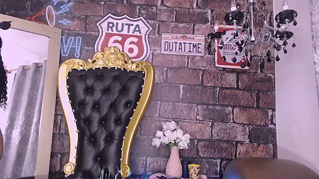 Snapshot of JadeSoleile chatting on October 2025 11:53:02 AM JadeSoleile online show from October 2025 11:53:02 AM