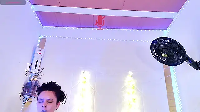 Snapshot of Mabelydani chatting on January 2025 02:07:02 PM Mabelydani online show from January 2025 02:07:02 PM