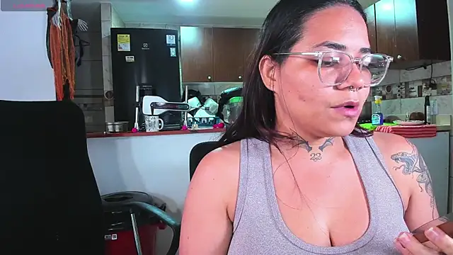 Snapshot of Mabelydani chatting on September 2025 10:54:01 PM Mabelydani online show from September 2025 10:54:01 PM