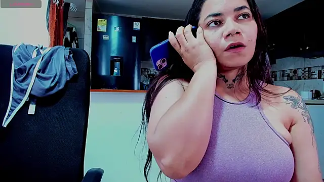 Snapshot of Mabelydani chatting on October 2025 10:09:01 PM Mabelydani online show from October 2025 10:09:01 PM