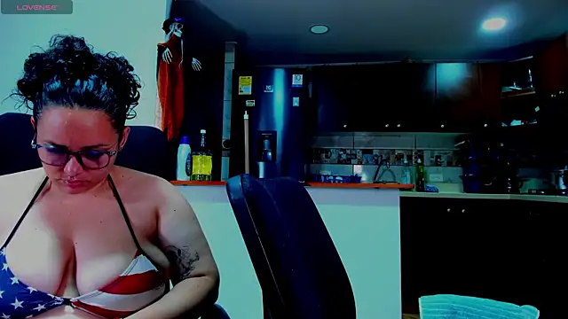 Snapshot of Mabelydani chatting on October 2025 10:45:02 PM Mabelydani online show from October 2025 10:45:02 PM