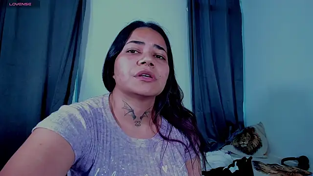 Snapshot of Mabelydani chatting on November 2025 10:33:02 PM Mabelydani online show from November 2025 10:33:02 PM