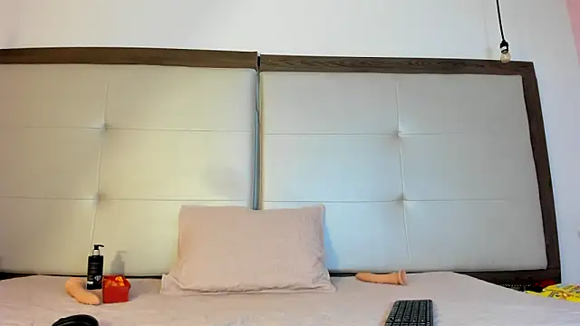 Alisson Freckles online show from February 2025 11:34:02 PM