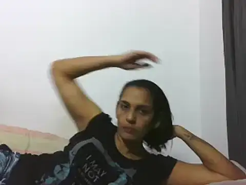 latinbrunettet online show from December 2024 01:22:01 PM