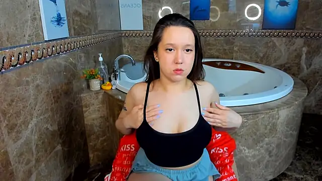 Mira Karter online show from May 2026 02:53:02 AM