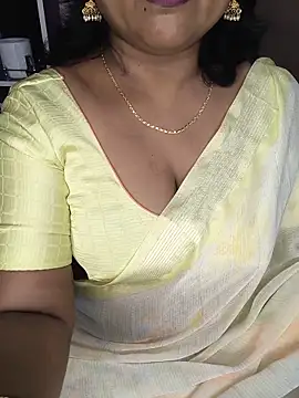 Snapshot of honey-sexy chatting on June 2026 09:14:01 AM honey-sexy online show from June 2026 09:14:01 AM