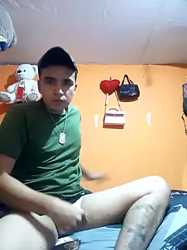 paulzorrita26 online show from December 2024 04:31:01 PM