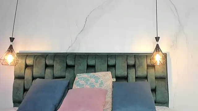 Snapshot of angelswets chatting on January 2025 01:57:02 PM angelswets online show from January 2025 01:57:02 PM