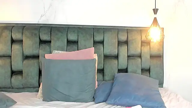 Snapshot of angelswets chatting on January 2025 04:20:01 PM angelswets online show from January 2025 04:20:01 PM