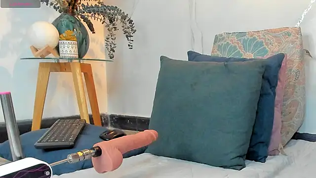 Snapshot of angelswets chatting on March 2025 02:23:02 PM angelswets online show from March 2025 02:23:02 PM