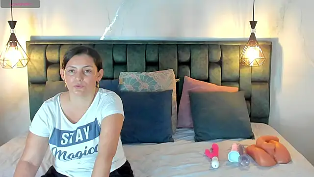 Snapshot of angelswets chatting on March 2025 02:18:01 PM angelswets online show from March 2025 02:18:01 PM