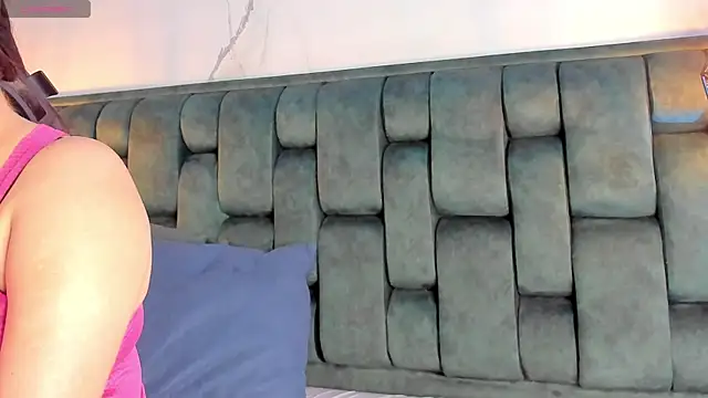 Snapshot of angelswets chatting on September 2025 02:30:02 PM angelswets online show from September 2025 02:30:02 PM