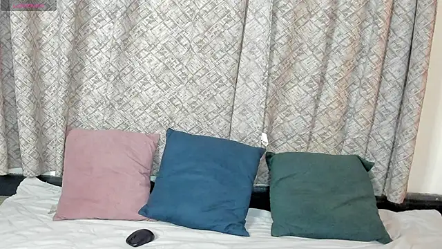 Snapshot of angelswets chatting on October 2025 02:08:01 PM angelswets online show from October 2025 02:08:01 PM