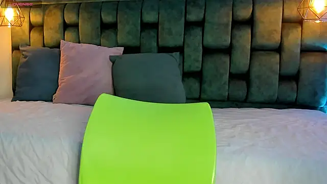 Snapshot of angelswets chatting on October 2025 02:39:02 PM angelswets online show from October 2025 02:39:02 PM