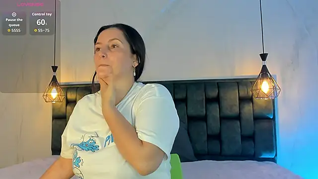 Snapshot of angelswets chatting on October 2025 02:29:01 PM angelswets online show from October 2025 02:29:01 PM